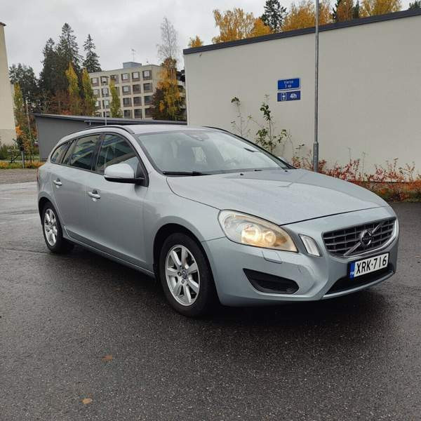 Volvo V60 Järvenpää - valokuva 1