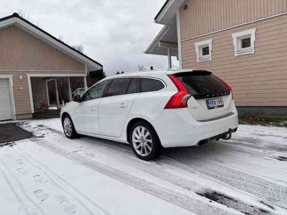 Volvo V60 Рахе