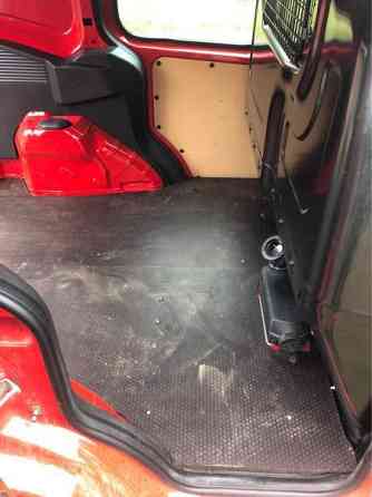 Ford Transit Courier Tammela