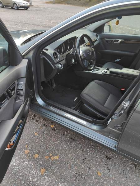Mercedes-Benz C Nokia - photo 7