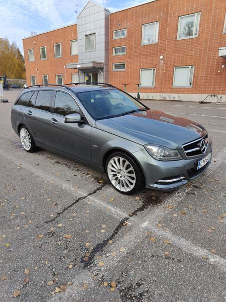 Mercedes-Benz C Nokia - photo 2
