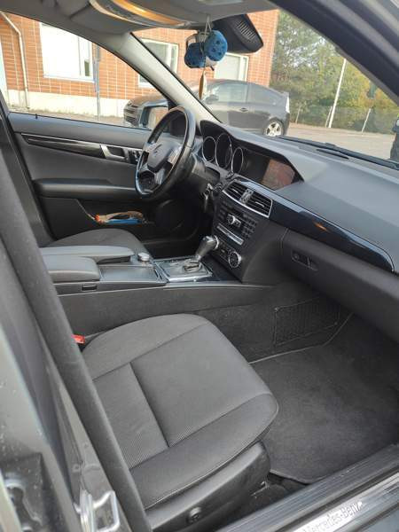 Mercedes-Benz C Nokia - photo 6
