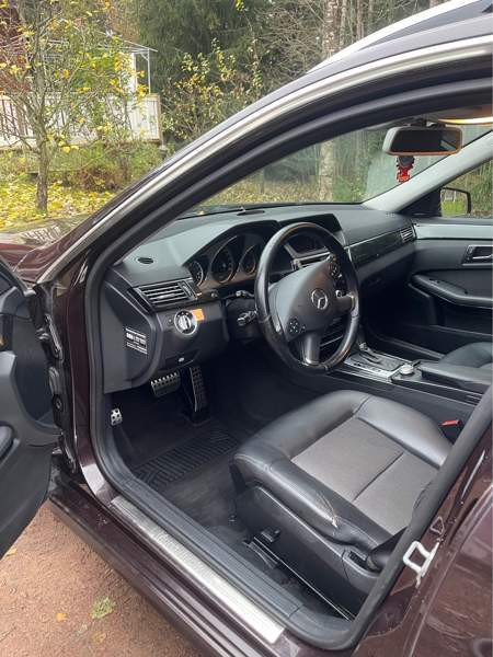 Mercedes-Benz E Pöytyä - изображение 8