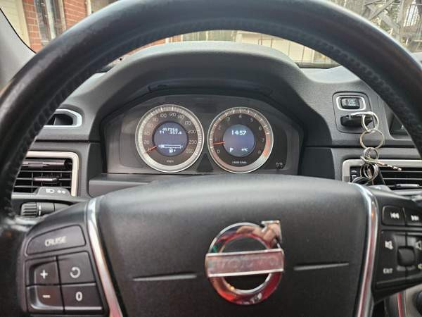 Volvo V70 Savonlinna - valokuva 8