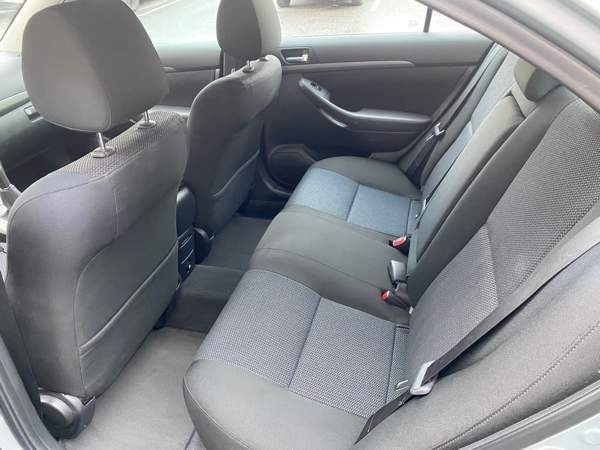 Toyota Avensis Турткуль - изображение 7