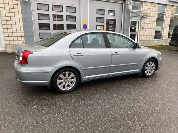 Toyota Avensis Турткуль - изображение 3