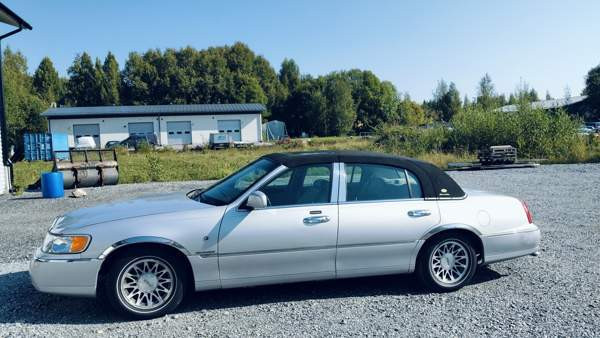 Lincoln Town Car Нокиа - изображение 6