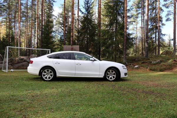 Audi A5 Syevyerodonets'k - valokuva 2