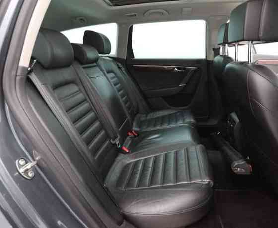 Volkswagen Passat Лемпяаля