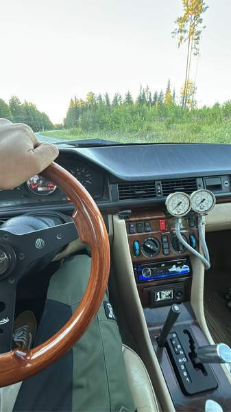 Mercedes-Benz 300 Pieksämäki - valokuva 4