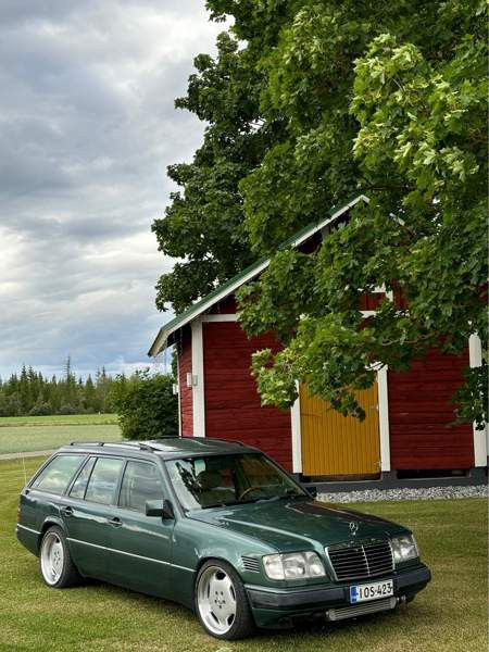 Mercedes-Benz 300 Pieksämäki - valokuva 2