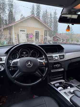 Mercedes-Benz E Burshtyn