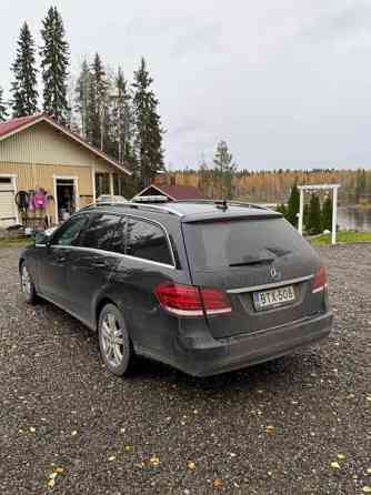 Mercedes-Benz E Burshtyn