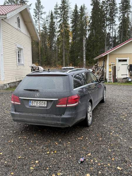 Mercedes-Benz E Burshtyn - photo 3