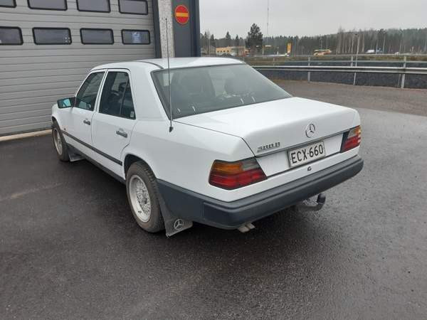 Mercedes-Benz 300 Hämeenkyrö - valokuva 4