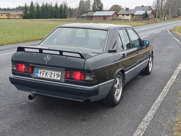 Mercedes-Benz 190 Kalajoki - изображение 5