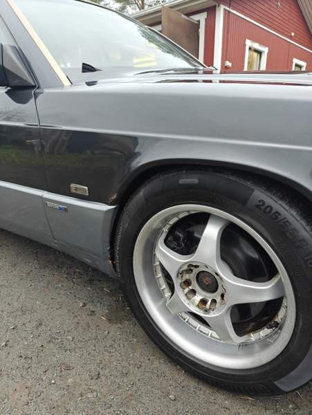 Mercedes-Benz 190 Kalajoki - изображение 8