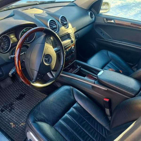 Mercedes-Benz ML Korsholm - valokuva 3