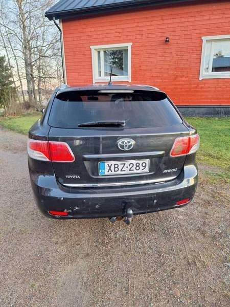 Toyota Avensis Russia - photo 5