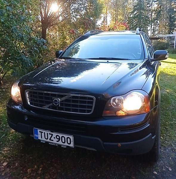 Volvo XC90 Macau - valokuva 2