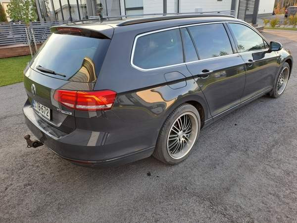 Volkswagen Passat Коккола - изображение 6