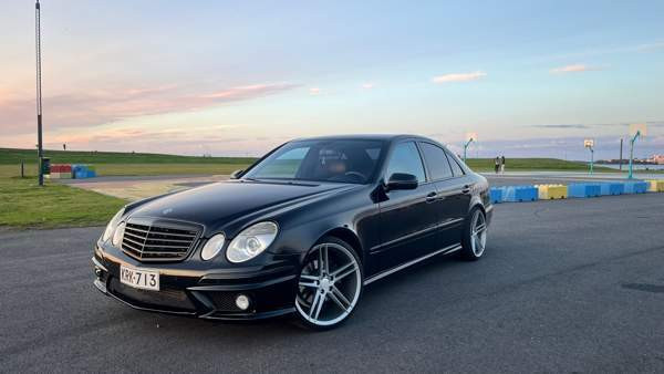 Mercedes-Benz E Tampere - valokuva 1