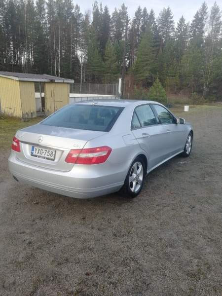 Mercedes-Benz E Luga – foto 3