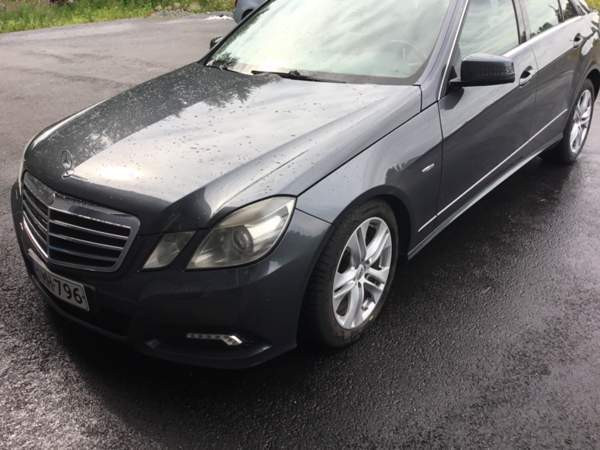 Mercedes-Benz E Сейняйоки - изображение 1