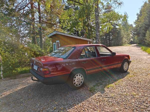 Mercedes-Benz E Mänttä-Vilppula - valokuva 5