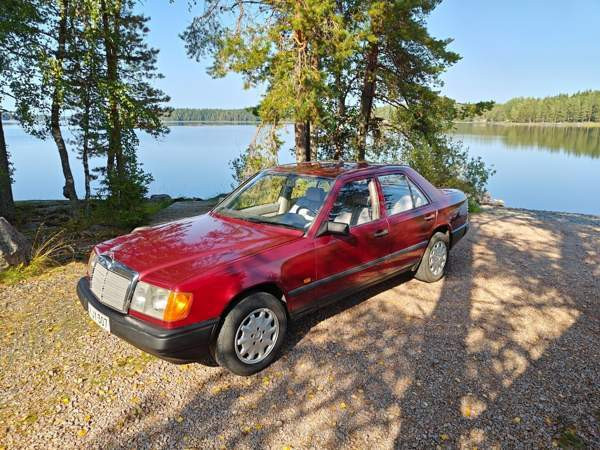 Mercedes-Benz E Mänttä-Vilppula - valokuva 1