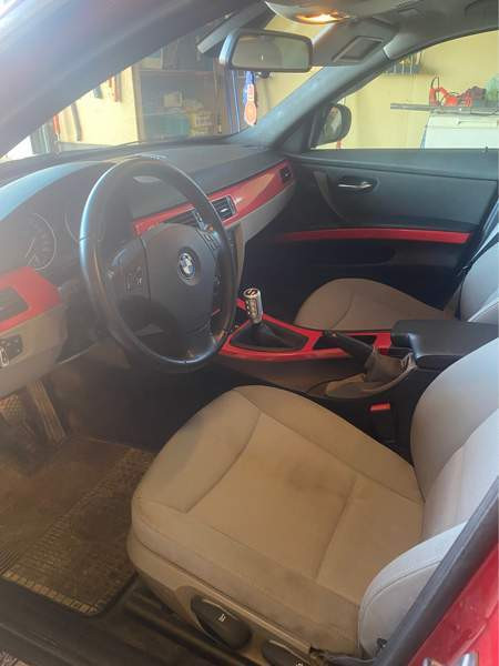 BMW 330 Hafnarfjoerdur - photo 8