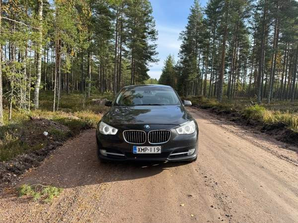 BMW 530 Turtkul - valokuva 3