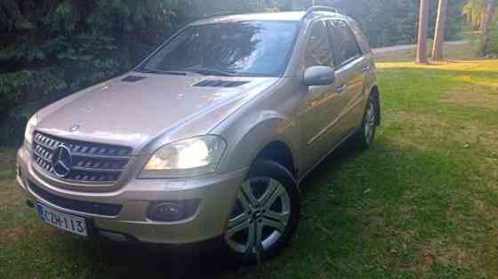 Mercedes-Benz 320 Glebychevo