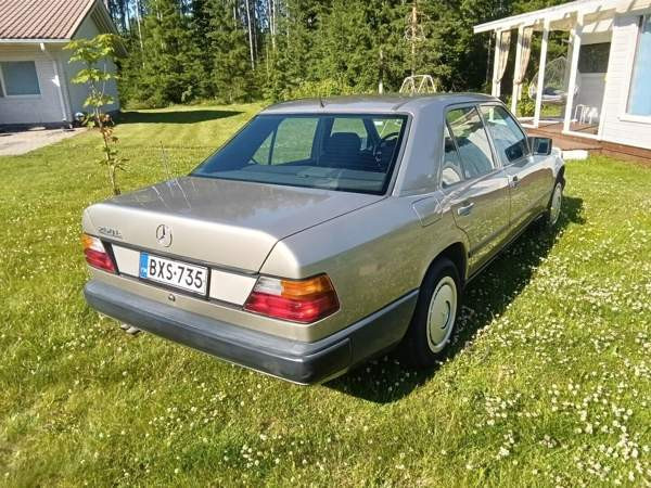Mercedes-Benz E Siilinjärvi - valokuva 7