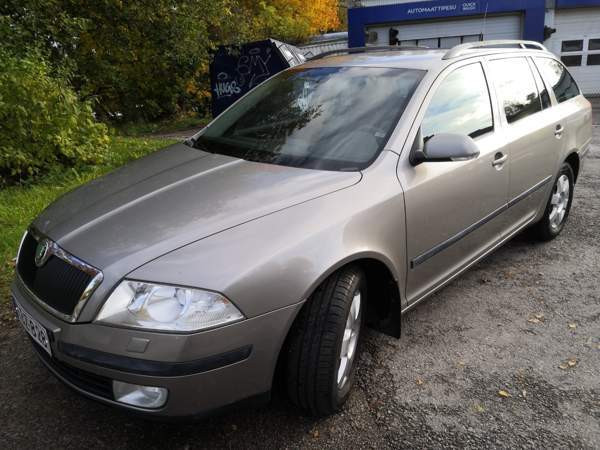 Skoda Octavia Helsinki - valokuva 1