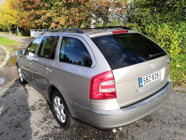 Skoda Octavia Helsinki - valokuva 4