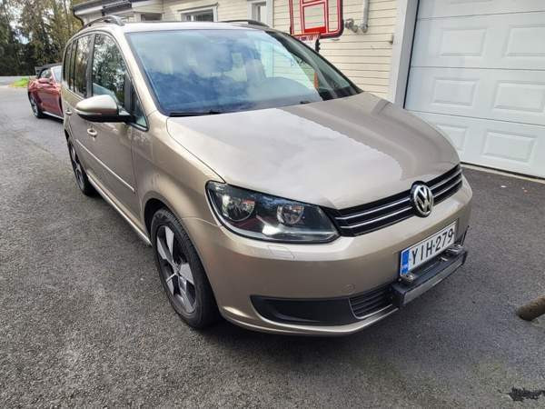 Volkswagen Touran Сейняйоки - изображение 2
