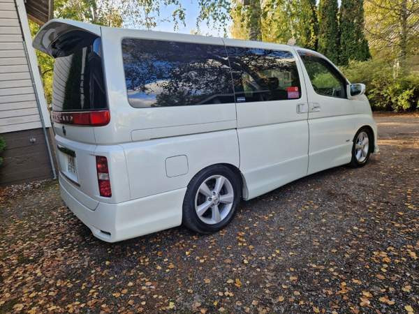 Nissan Elgrand Hollola – foto 5