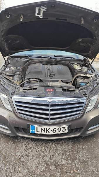 Mercedes-Benz E Tornio - valokuva 7