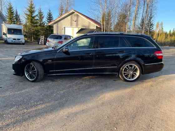 Mercedes-Benz E Pielavesi