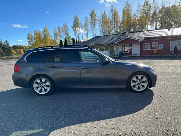 BMW 325 Vihti - valokuva 4