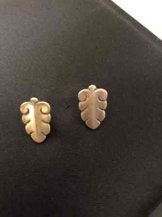 KALEVALA Pustan Tammi- korvakorut Helsinki