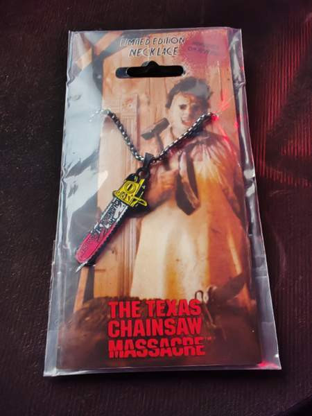 Teksasin Moottorisahamurhaaja Kaulakoru Lahti - valokuva 1