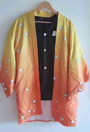 Demon Slayer Zenitsu cosplay asu koko M Helsinki