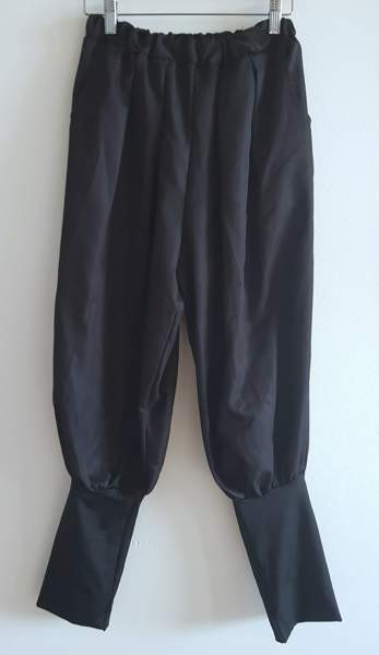 Demon Slayer Zenitsu cosplay asu koko M Helsinki - photo 7