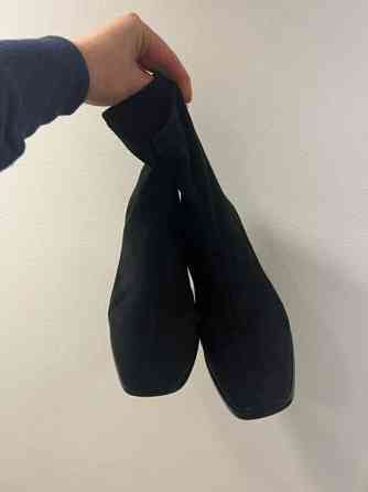 Mustat nilkkurit Kotka