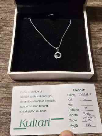 Kaulakoru sinisafiiri. Valkokulta. Kultari Jyvaeskylae