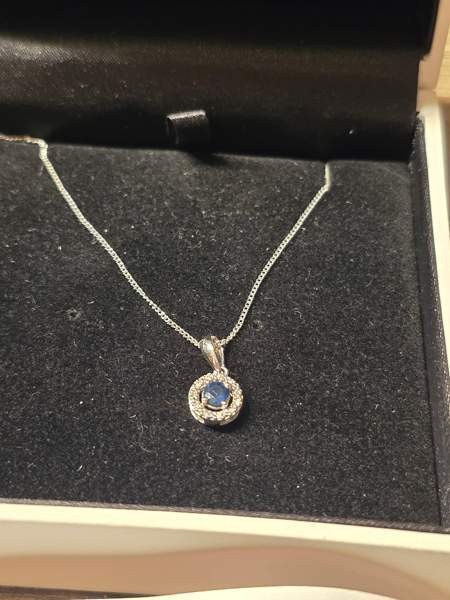 Kaulakoru sinisafiiri. Valkokulta. Kultari Jyvaeskylae - photo 6