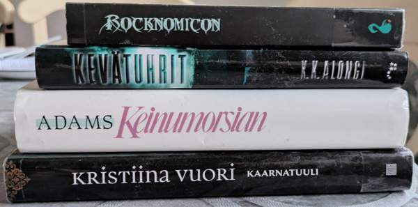 Romantiikkaa, kauhua, nuortenkirjallisuutta Espoo - photo 3