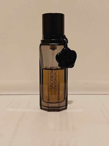 Victor & Rolf Spicebomb Pedersöre – foto 1